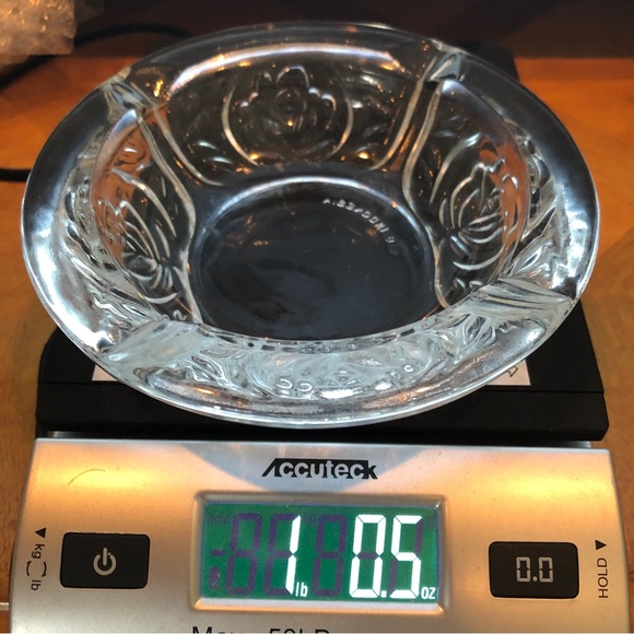 Vintage KIG INDONESIA Ashtray Pressed Glass Rose Pattern 4 Rest Cigarette Cigar - Picture 6 of 10